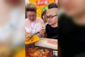 吃瓜娱乐酱祝寿,欢庆寿辰，共祝美好时光
